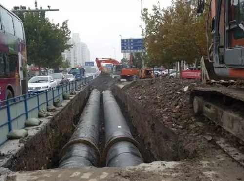 市政园林道路施工现场